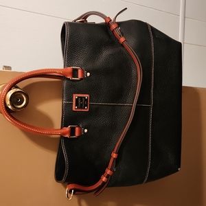 🎊HOST PICK 😊 Dooney & Bourke 1975 bag Pebble & Grain satchel tote